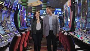 l7mm Slots Provider ဂိမ်းများ Myanmar ကစားသမားများ ကစားနေသောမြင်ကွင်း